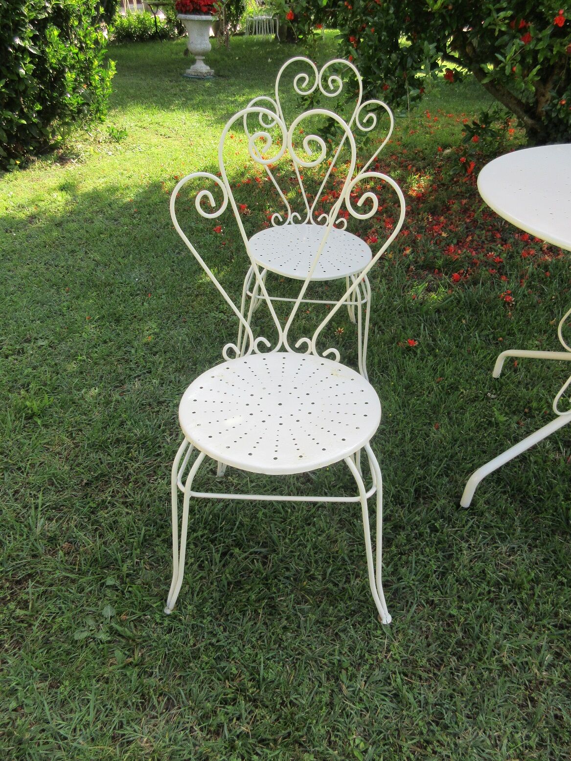 Salon de jardin en fer forgé