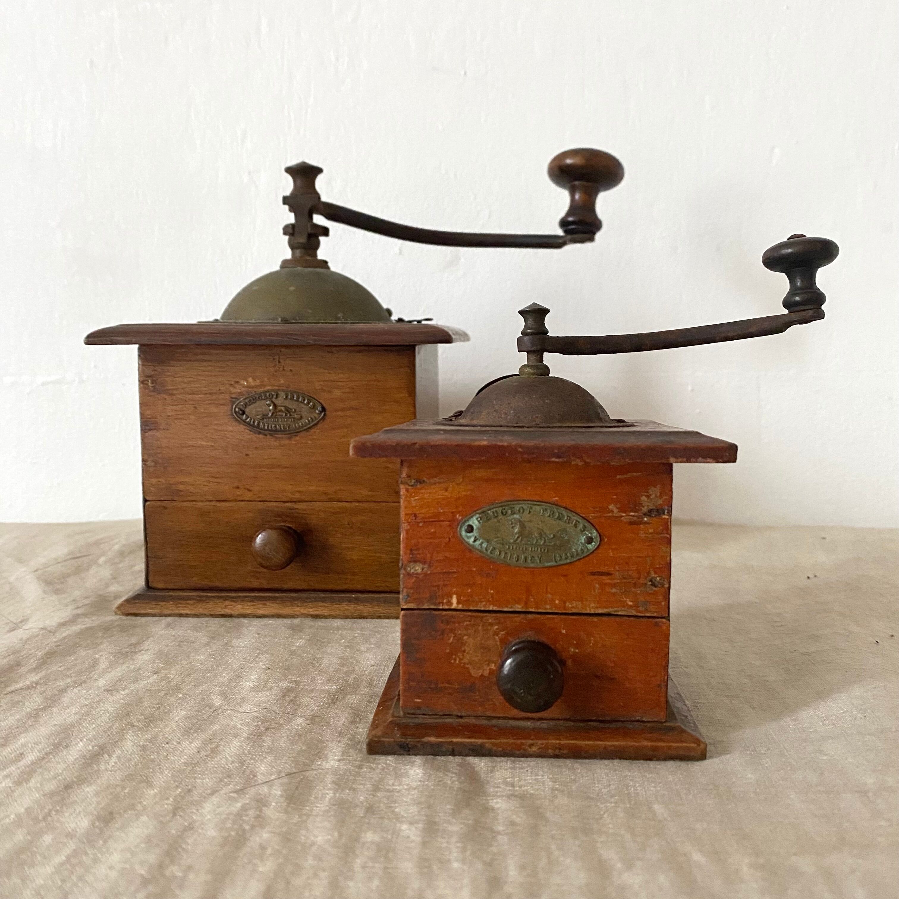 Old miniature peugeot frères coffee grinder
