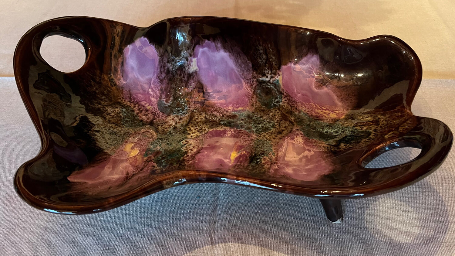 Vallauris fruit bowl signed Acca