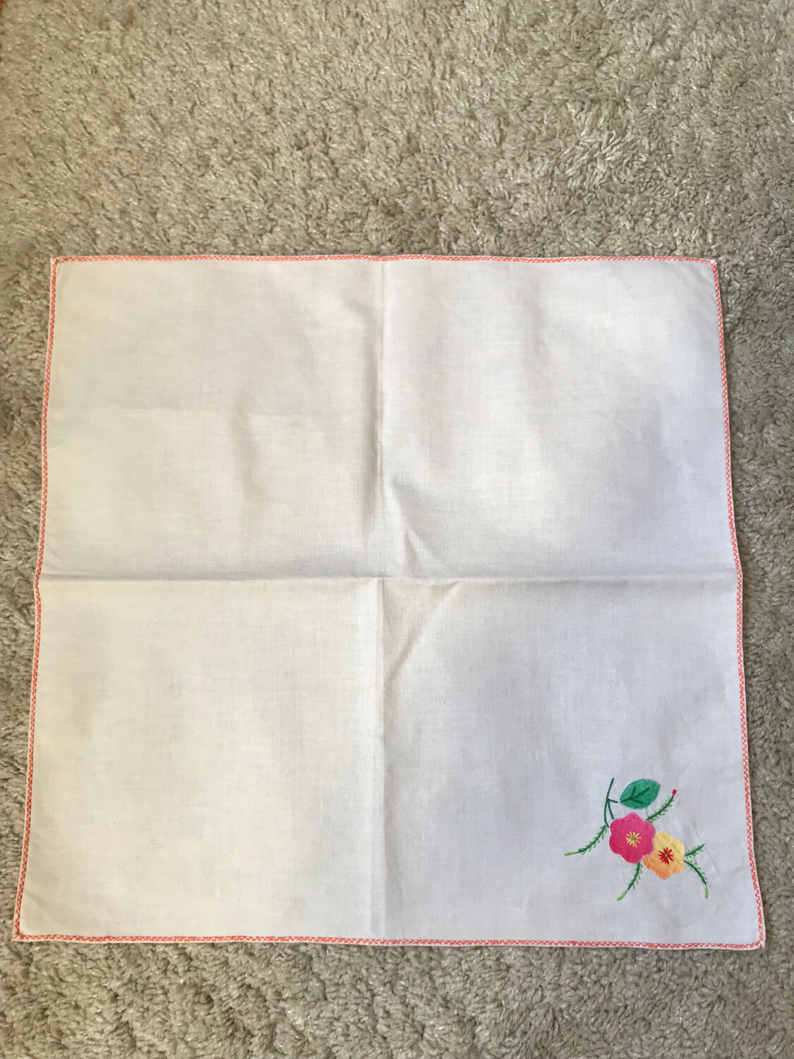 Embroidered cloth towels