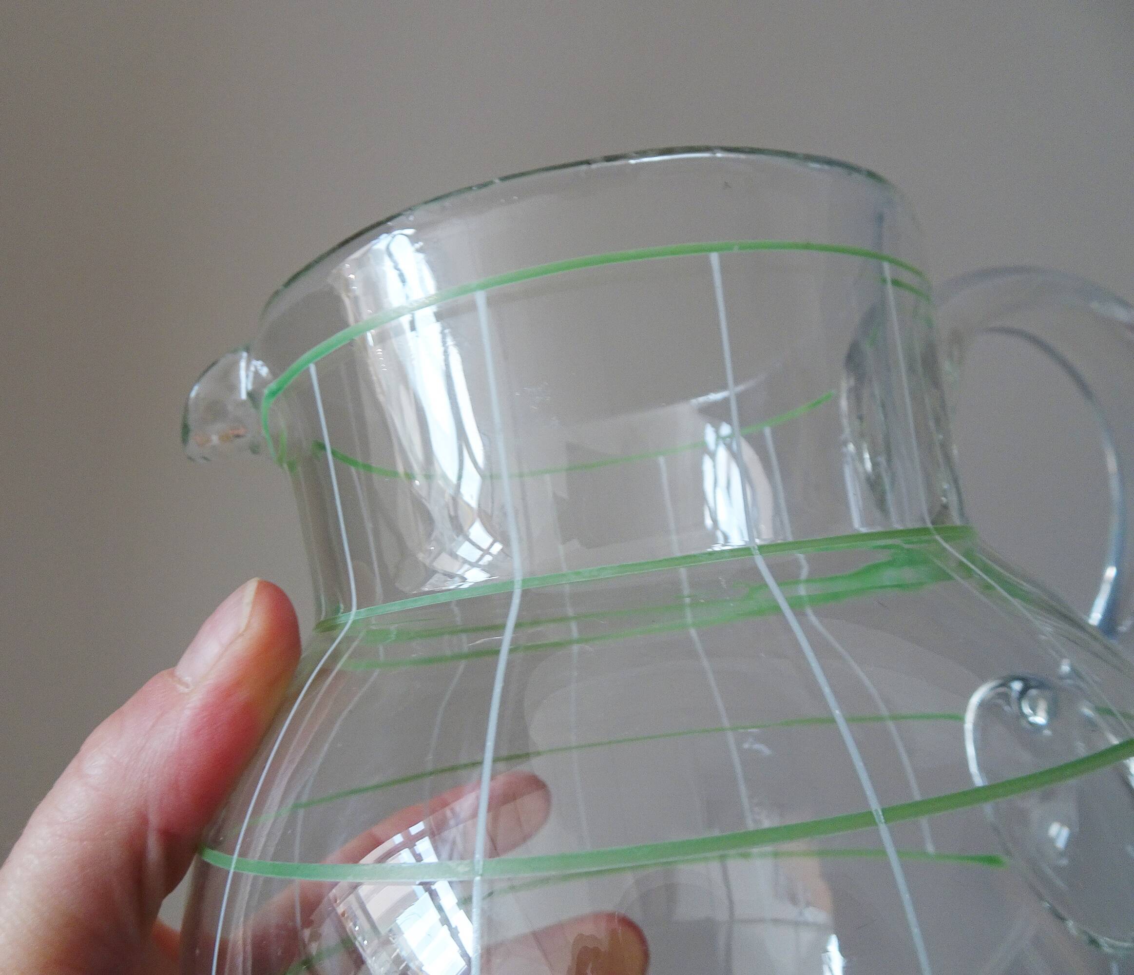 Pichet, carafe à eau avec verres