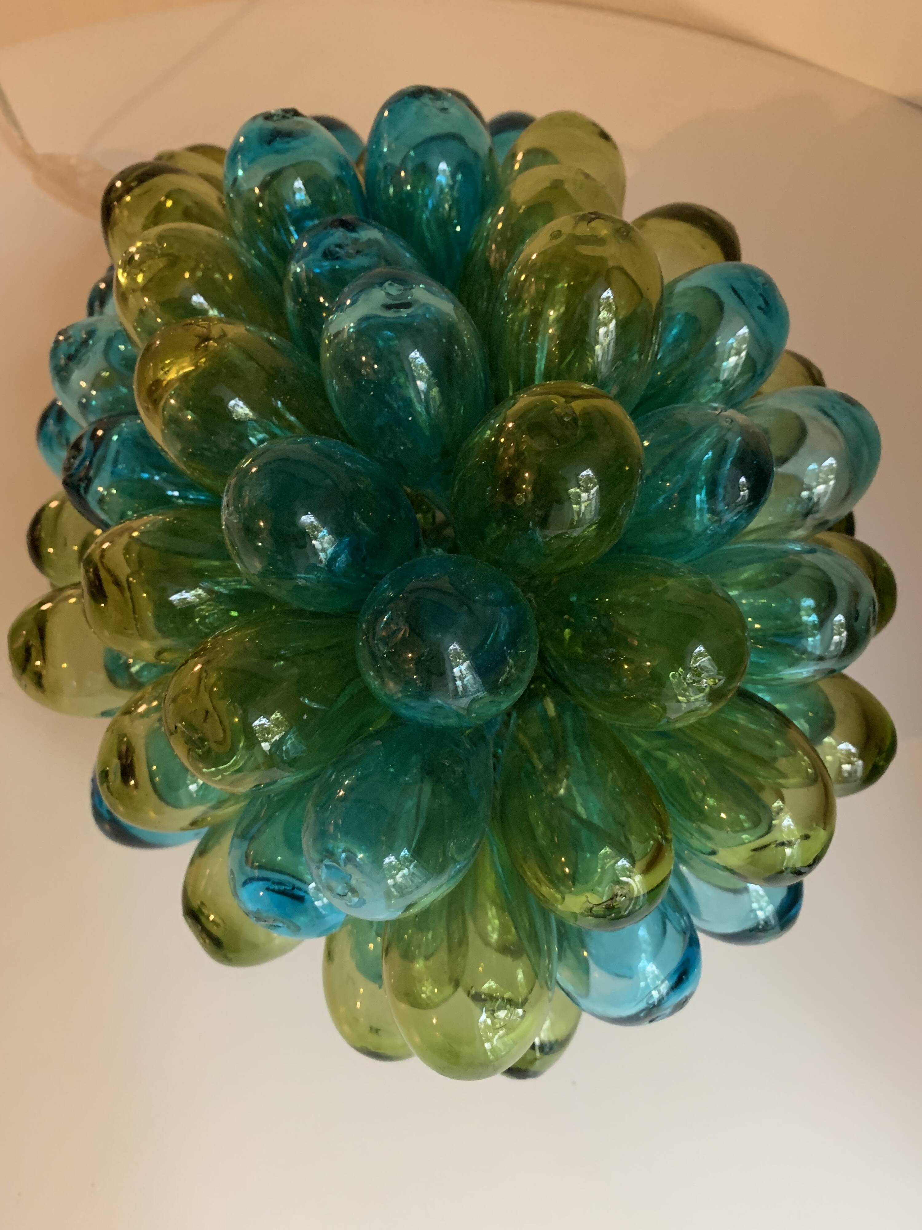“Cluster” table lamp in blown glass from Syria