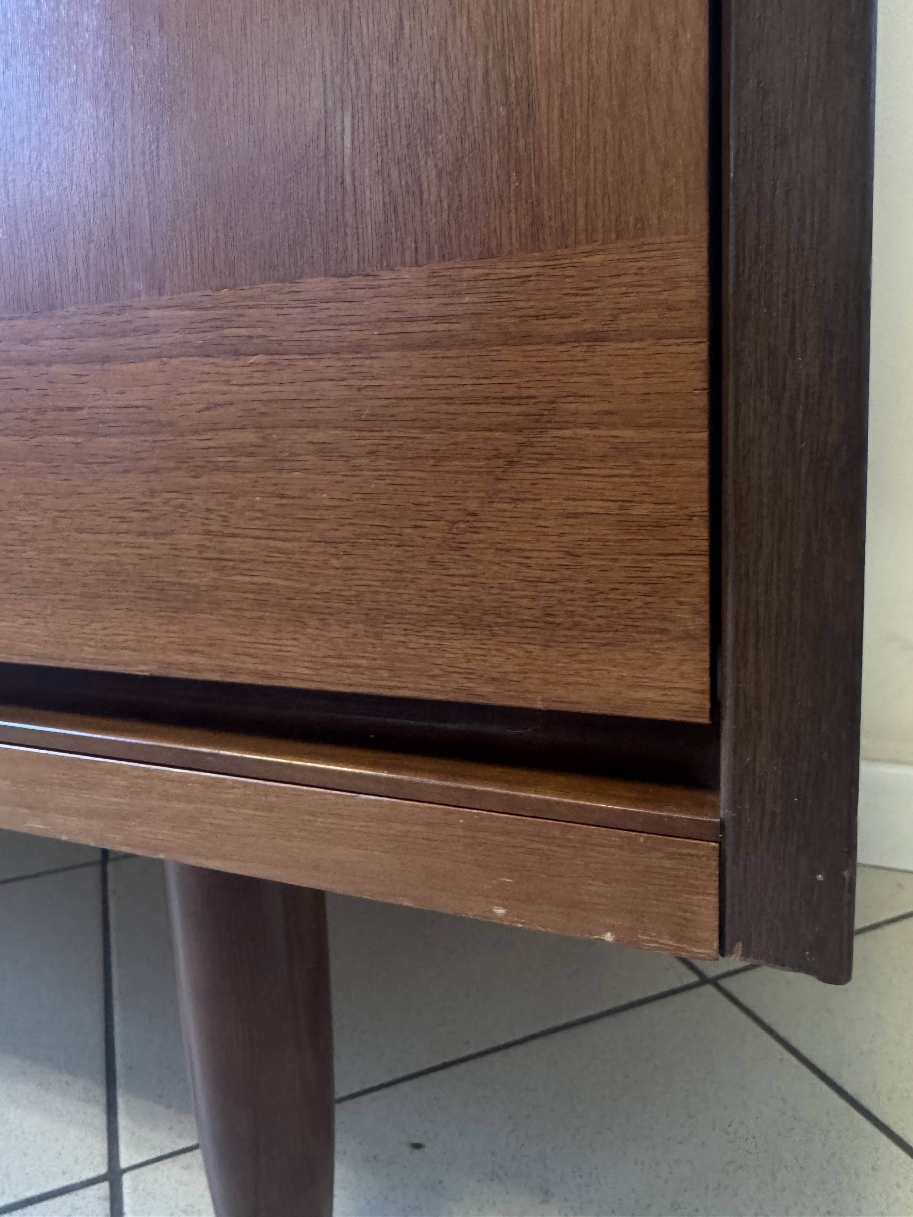 6-drawer Scandinavian style chest of drawers