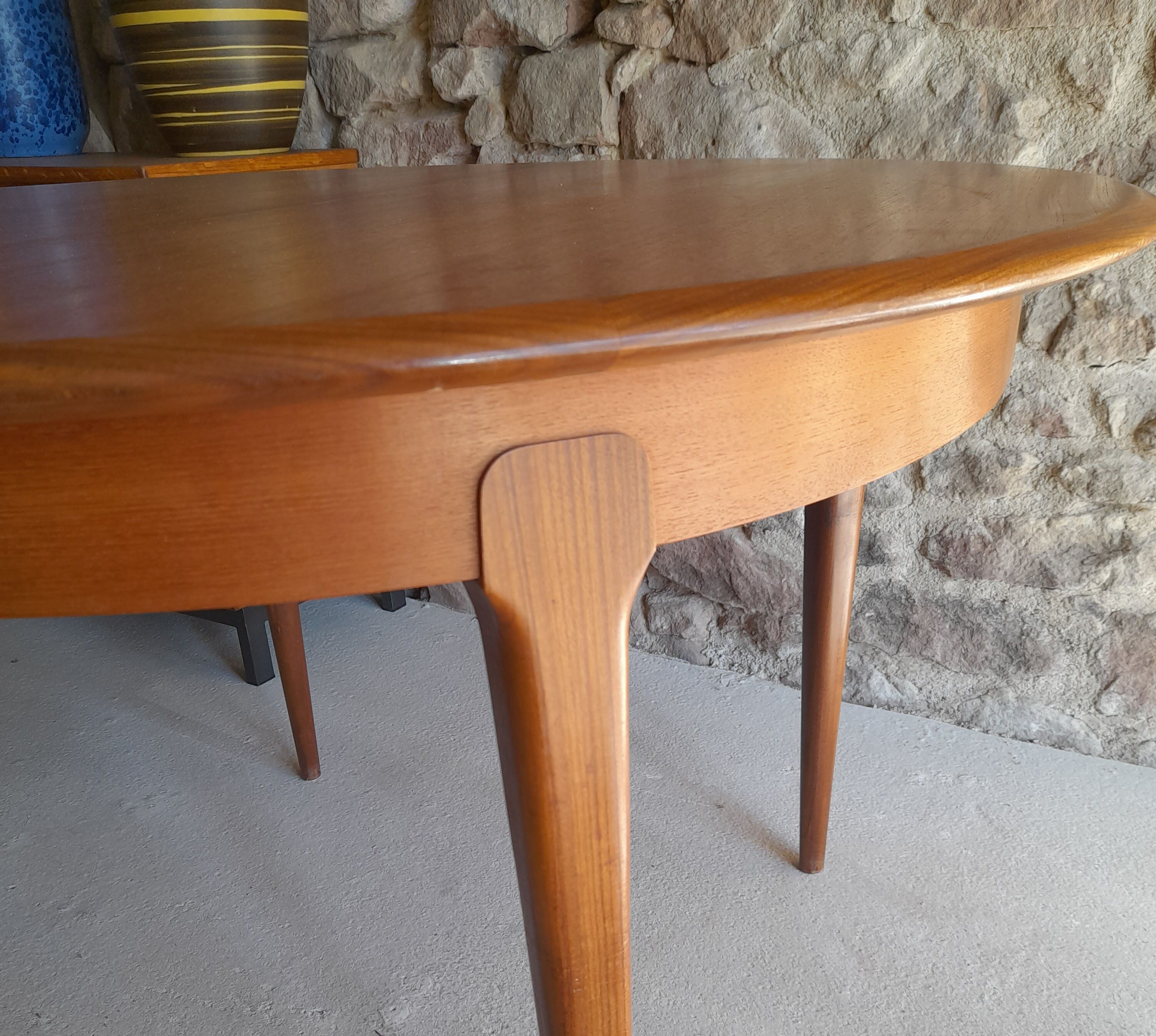 Table ronde scandinave 1960 vintage