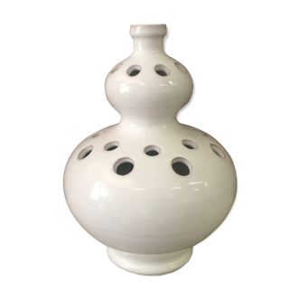 Vase spades flowers in white earthenware