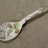 Ancienne cuillère à sauce en faïence à décor floral Longchamp Sarreguemines