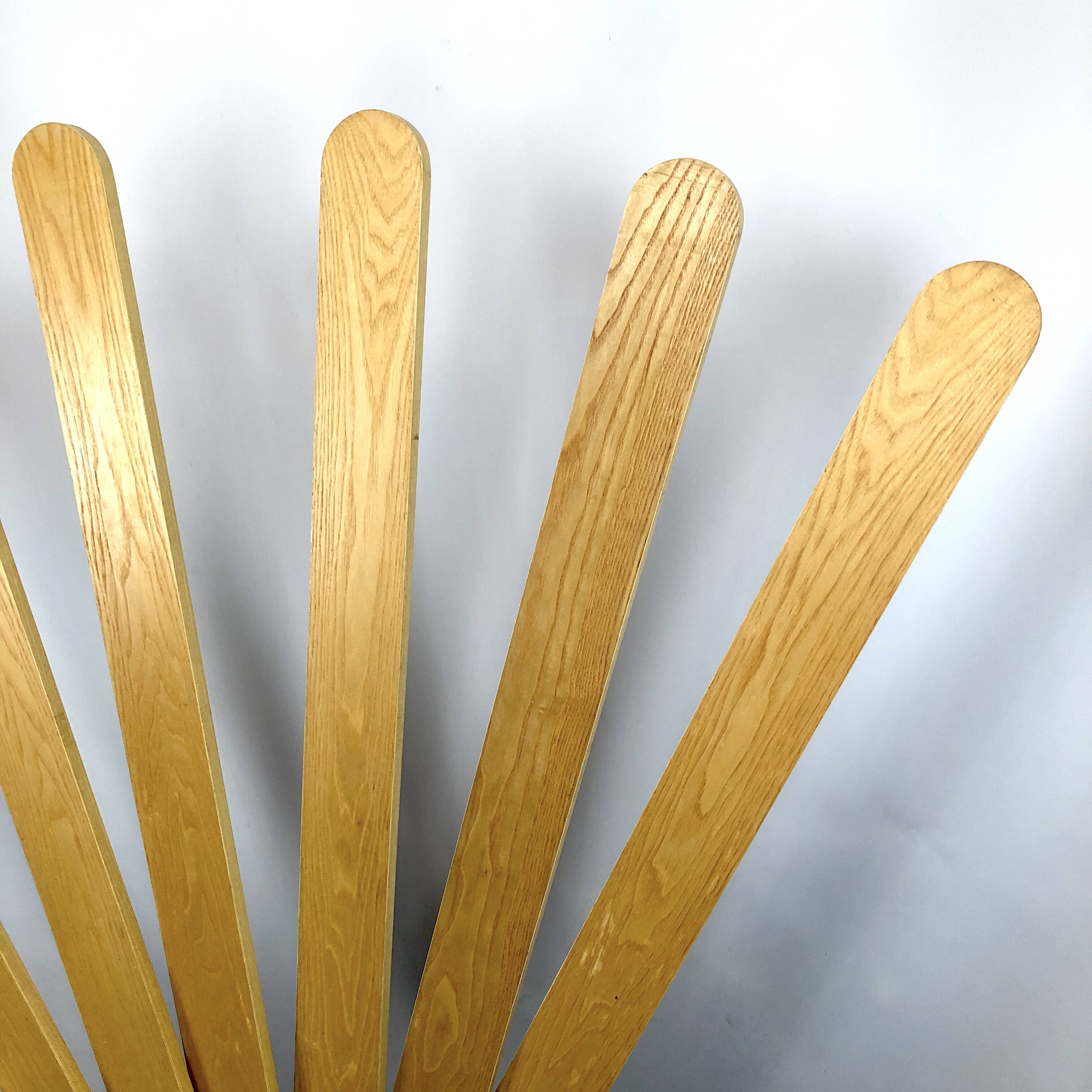 "Ventaglio" coat rack or room divider by G. Pasotto for Tarzia, 1970s