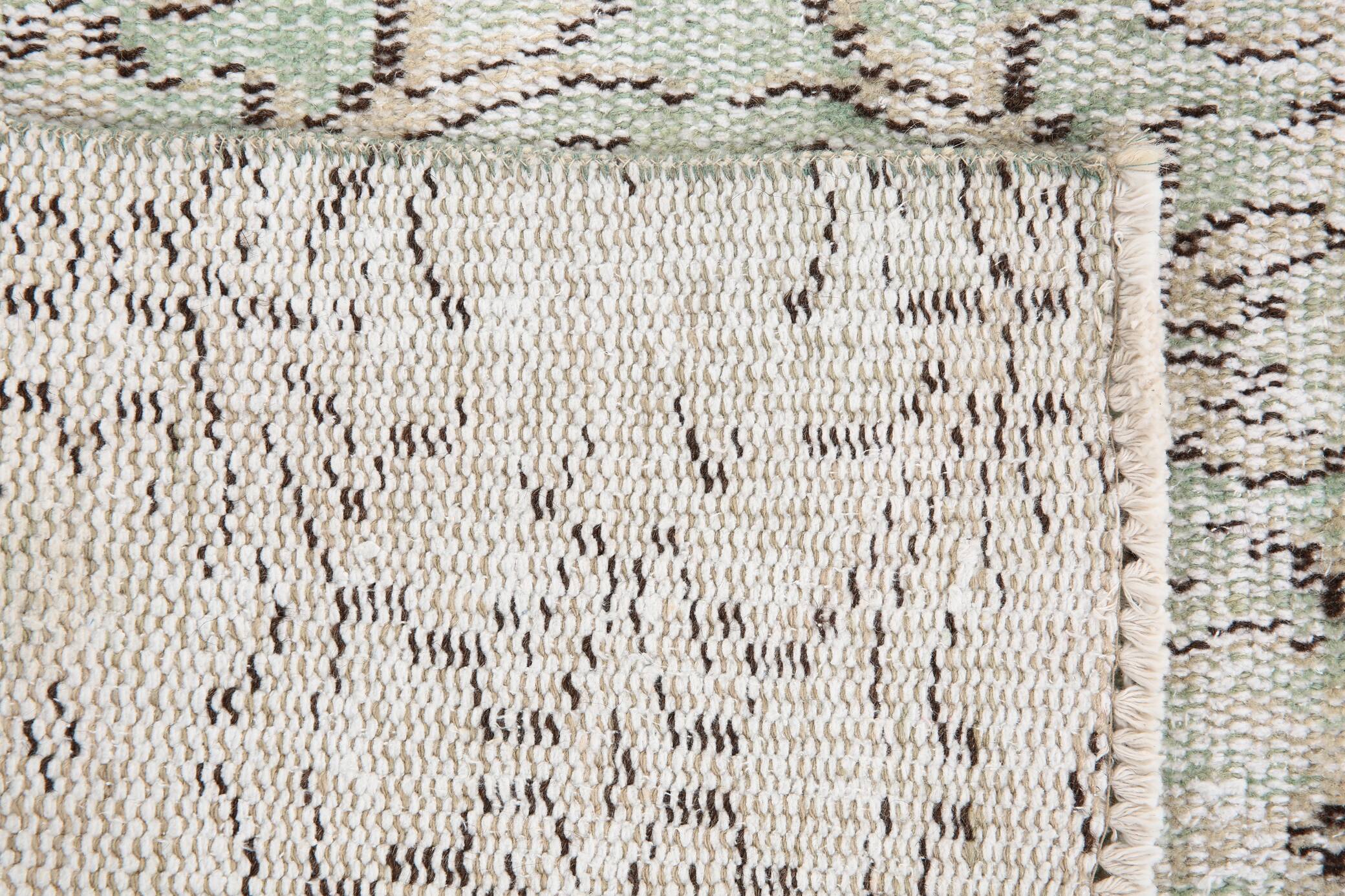 3x9 Shades Of Light Green & Black Vintage Runner Rug, 81x275Cm