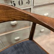 Fauteuil scandinave dans le style de Wegner Hans.