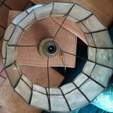 Large pagoda table lamp to place mother-of-pearl capiz brass base