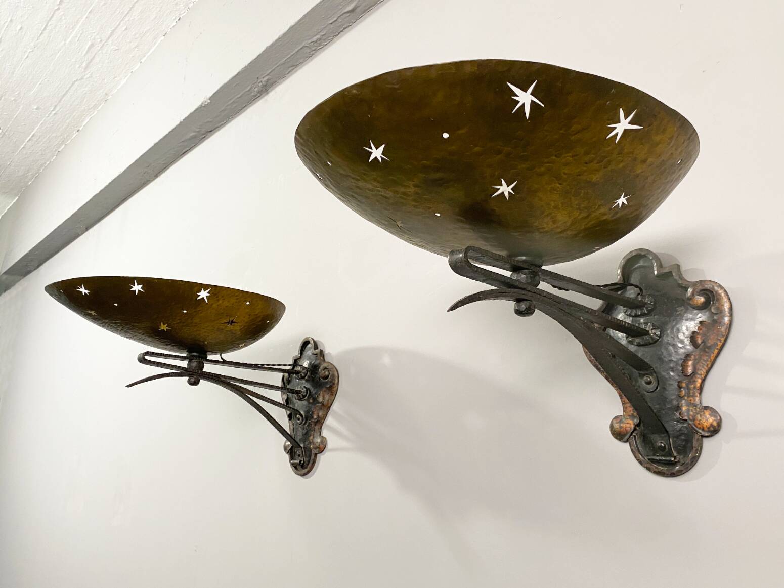 Paire d'appliques de style Art déco en fer forgé et laiton, Allemagne années 1930