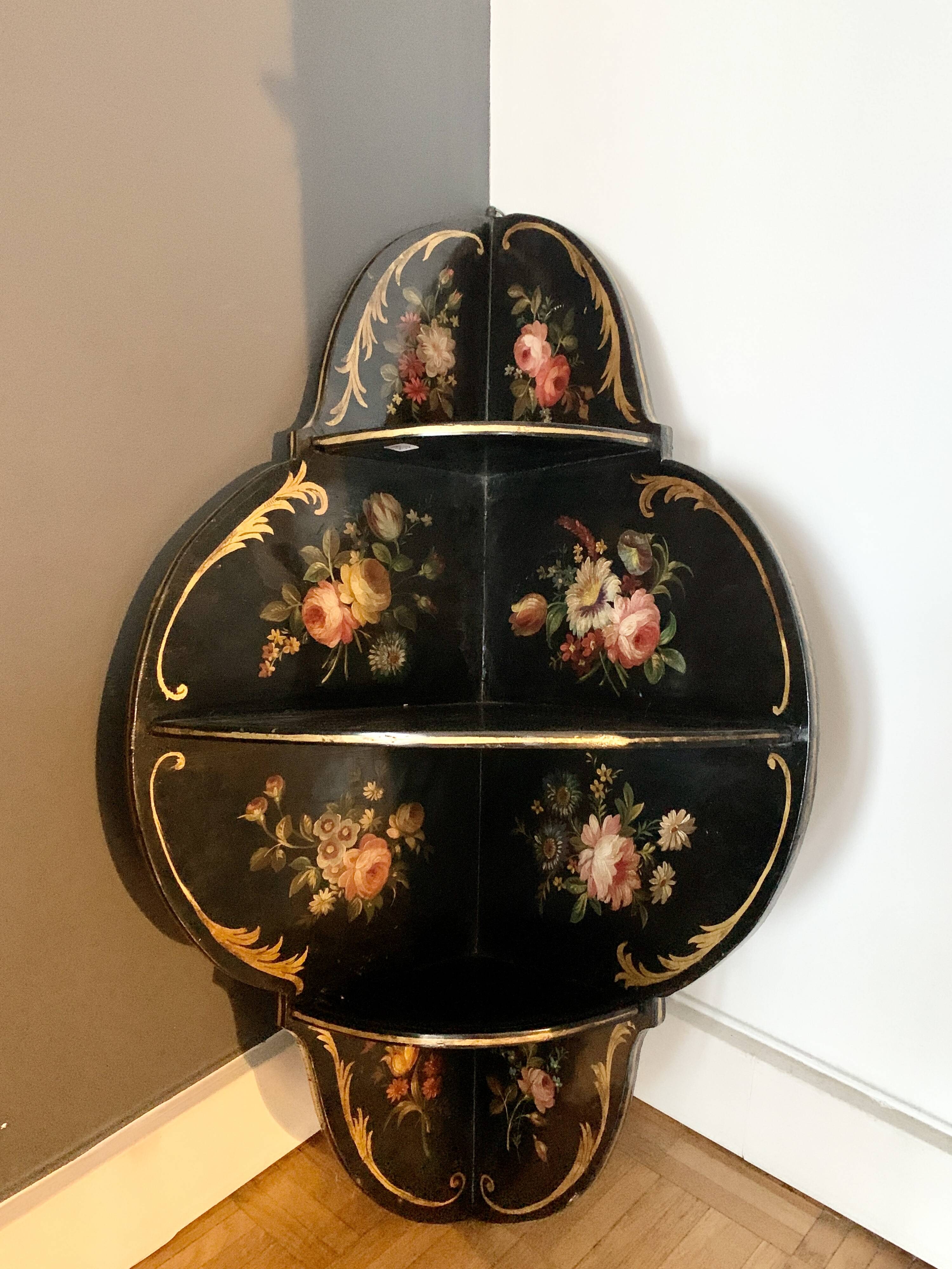 Napoleon III corner shelf