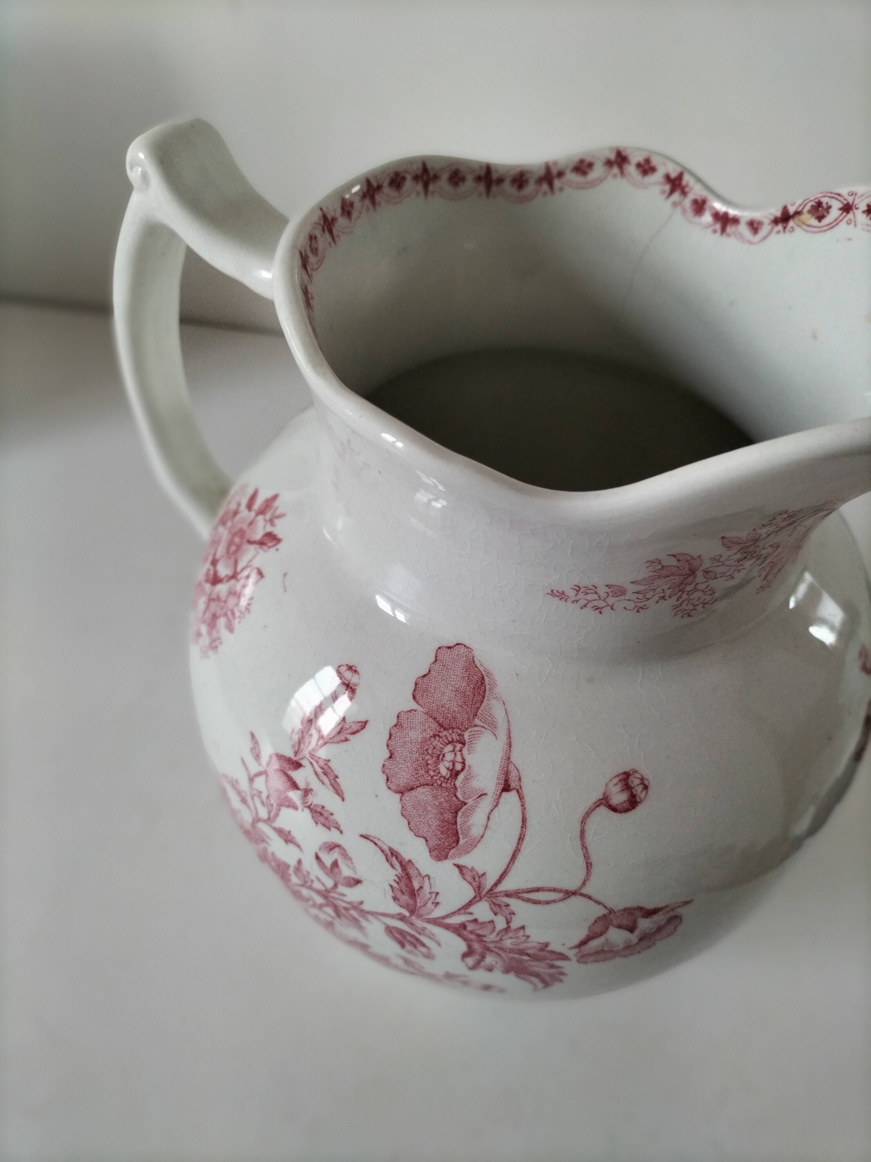 Large earthenware jug – Onnaing pottery (Nord), “Poppy” decoration