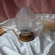 Lampe à poser et son globe vintage