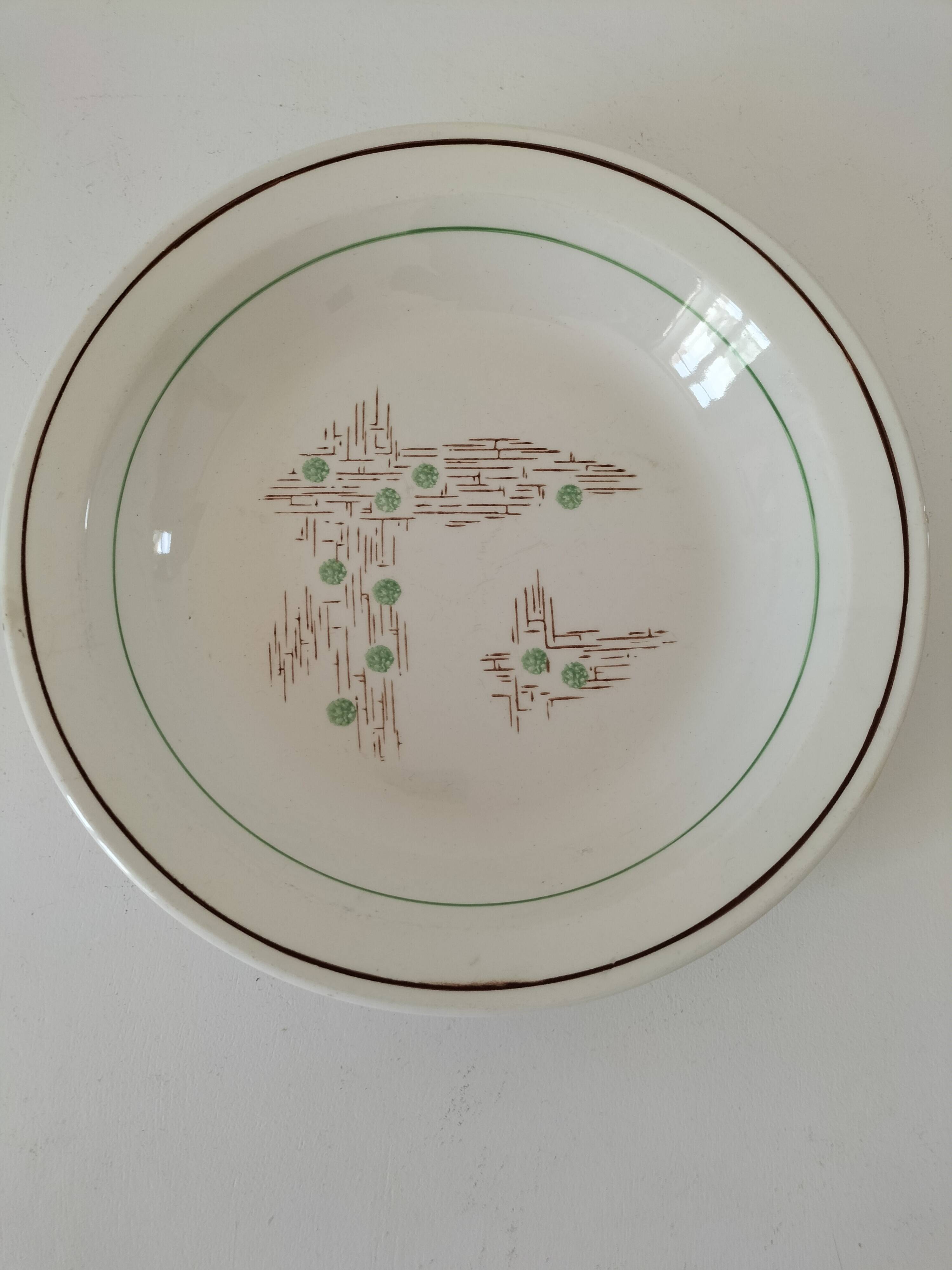 Gien France Pigalle model deep dish