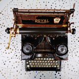 Royal typewriter 1900
