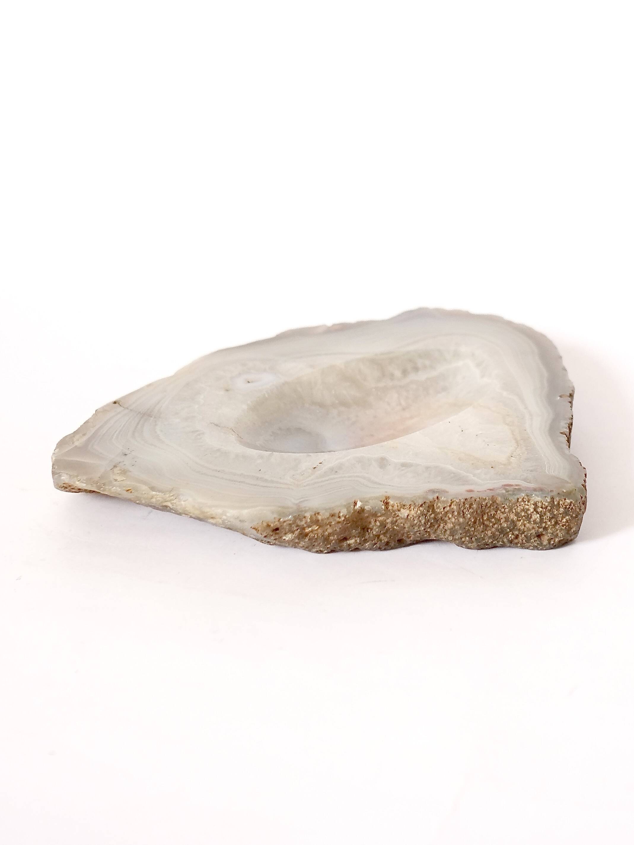 delicate attention bowl made of natural Agate stone Italy 1960