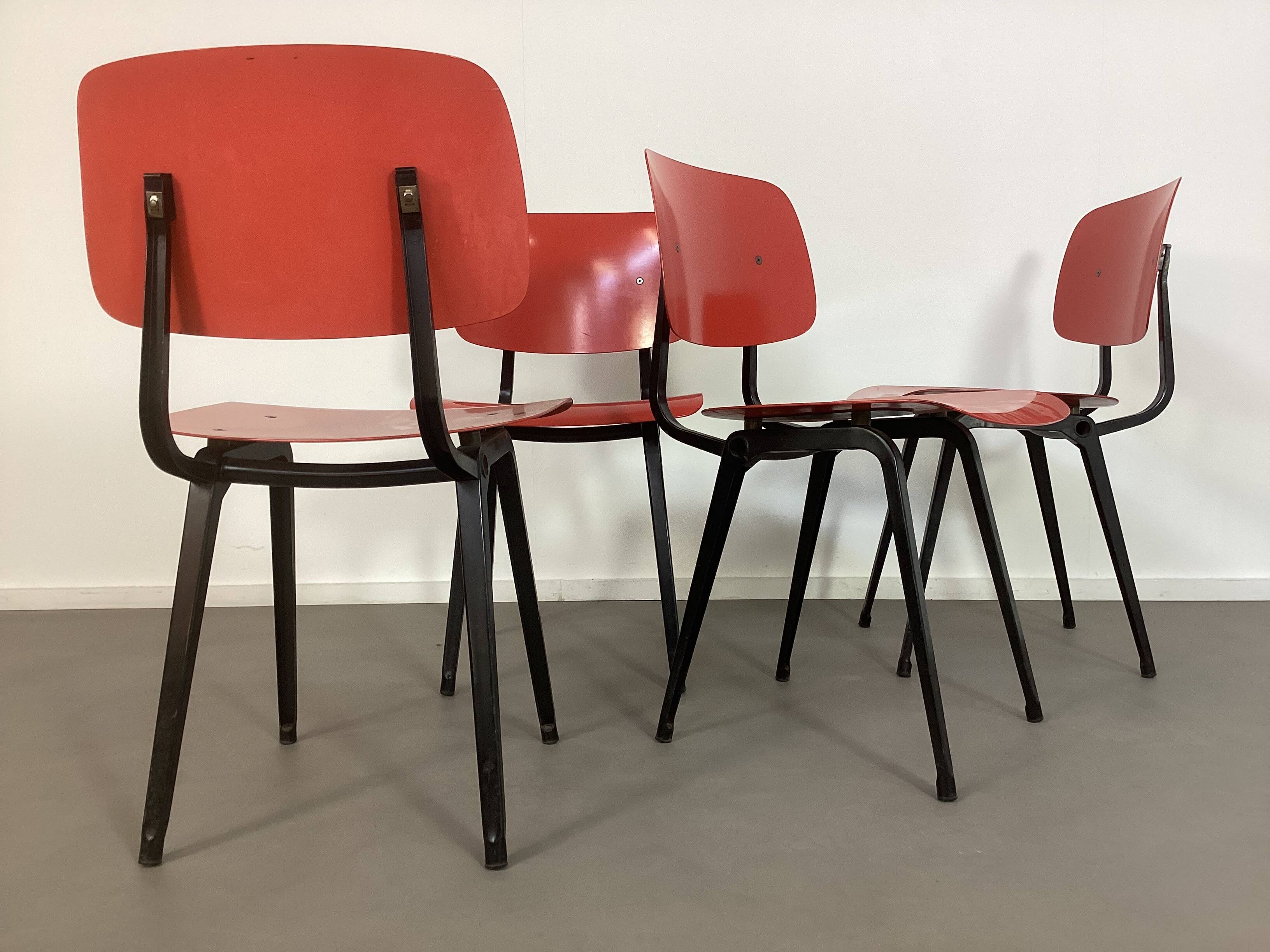 4 Red Revolt chairs by Friso Kramer from the 1960s.