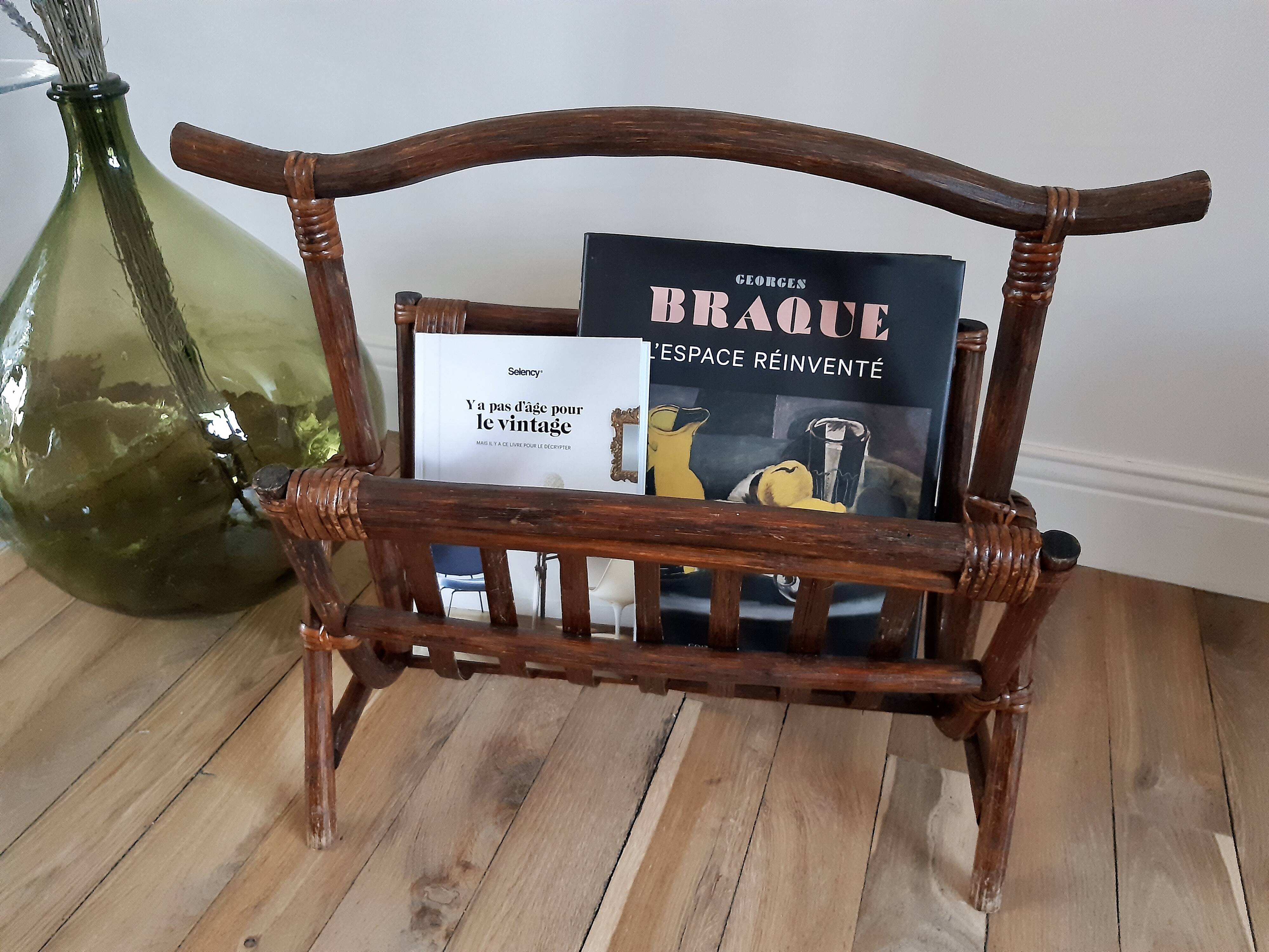Porte-revue en bois et bambou
