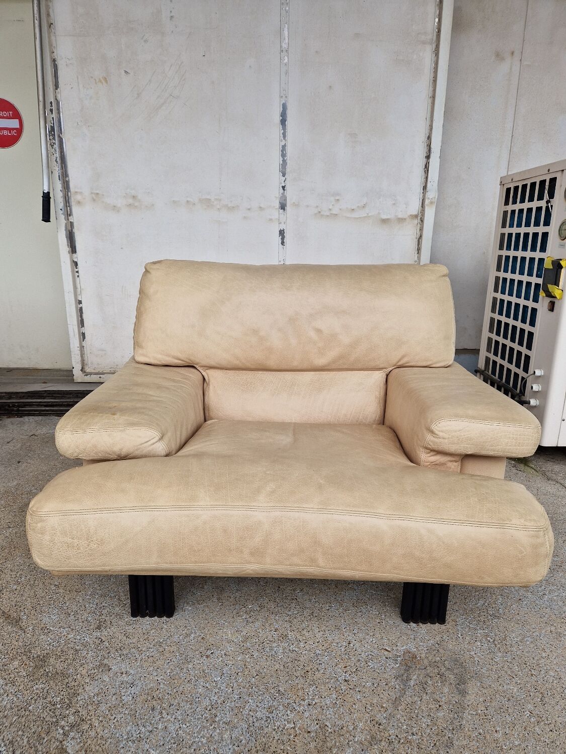 Salon vintage canapé et deux fauteuils