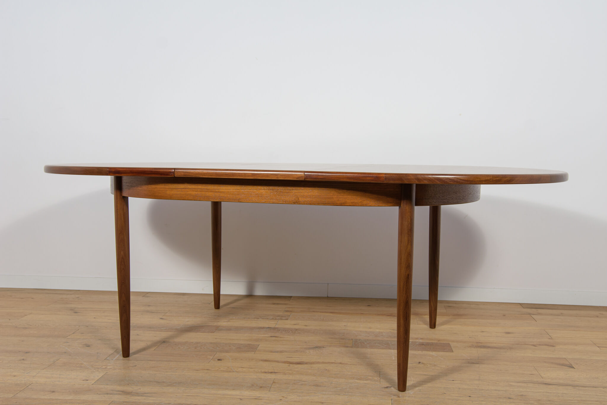 Mid-century modern oval dining table in teak from G-Plan, United Kingdom, 1960s