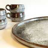 Enamelled stoneware tray and its 7 cups