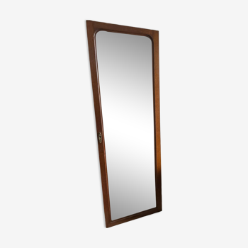 Rounded mirror