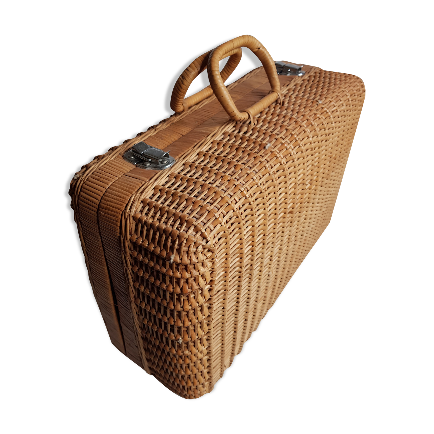 Wicker case or suitcase with vintage fabric lining