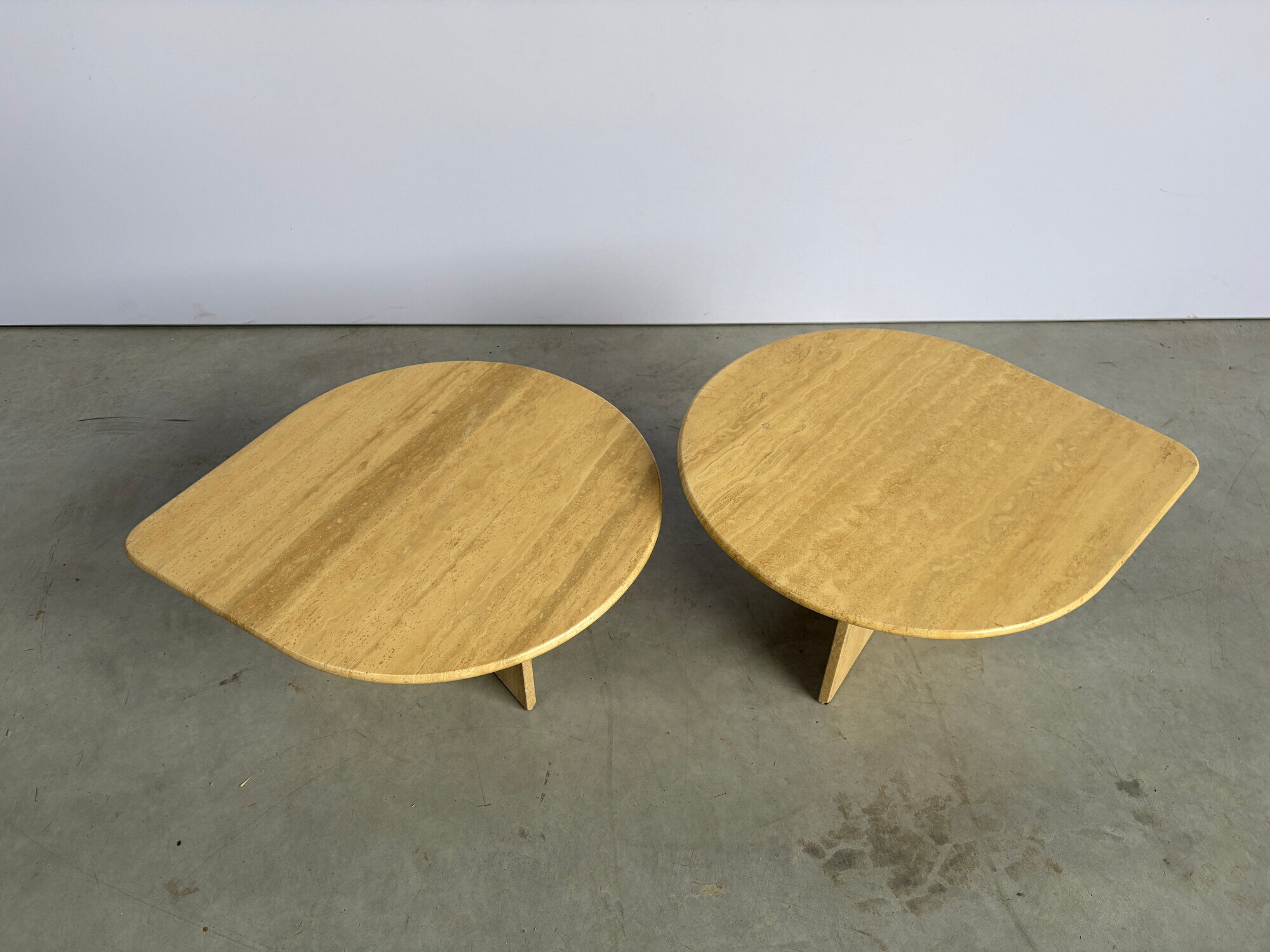 Pair of vintage travertine coffee tables or side tables, 1970s