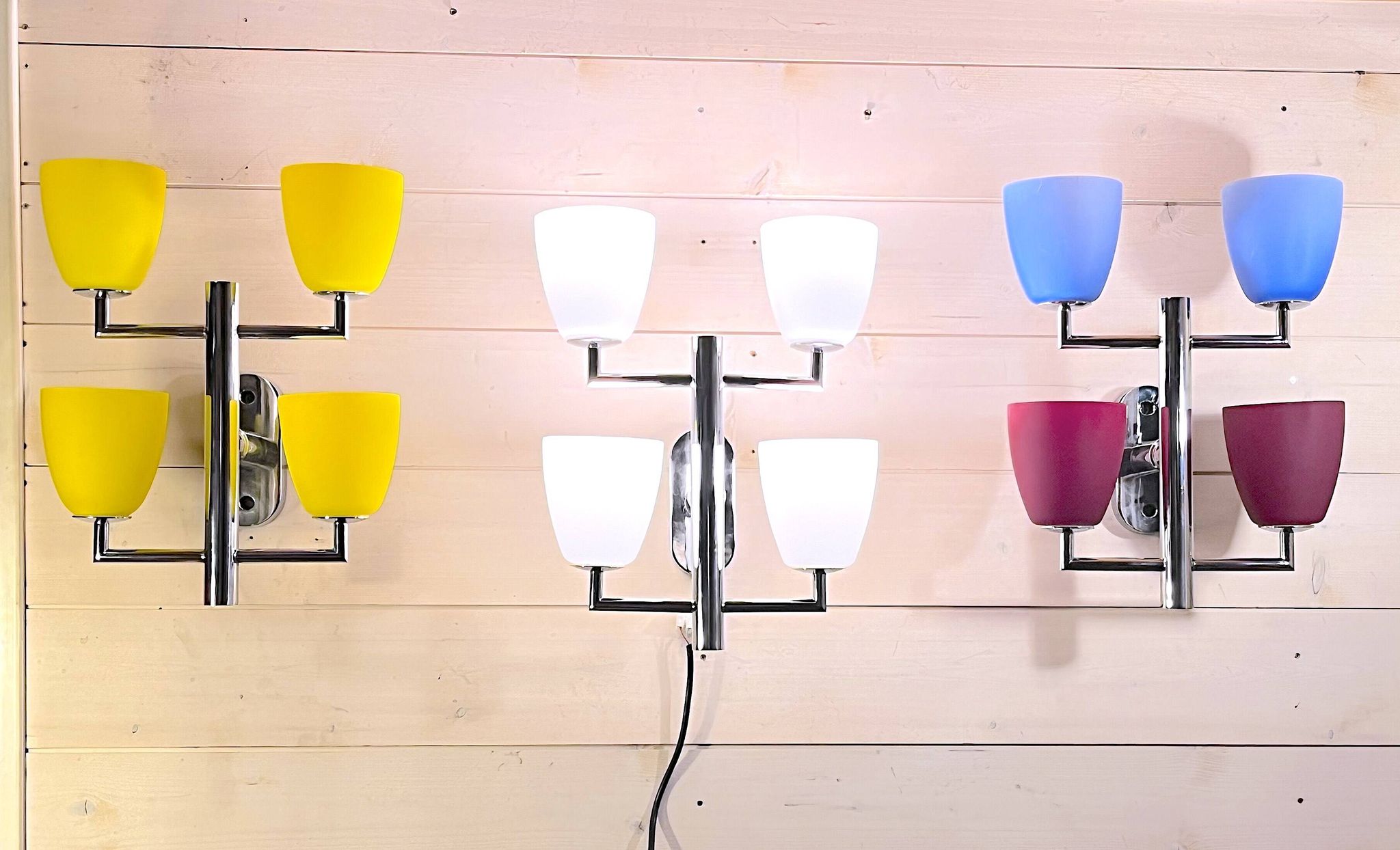 Fontana Arte, a 4-Light Wall Lamp, Murano Glass, Italy