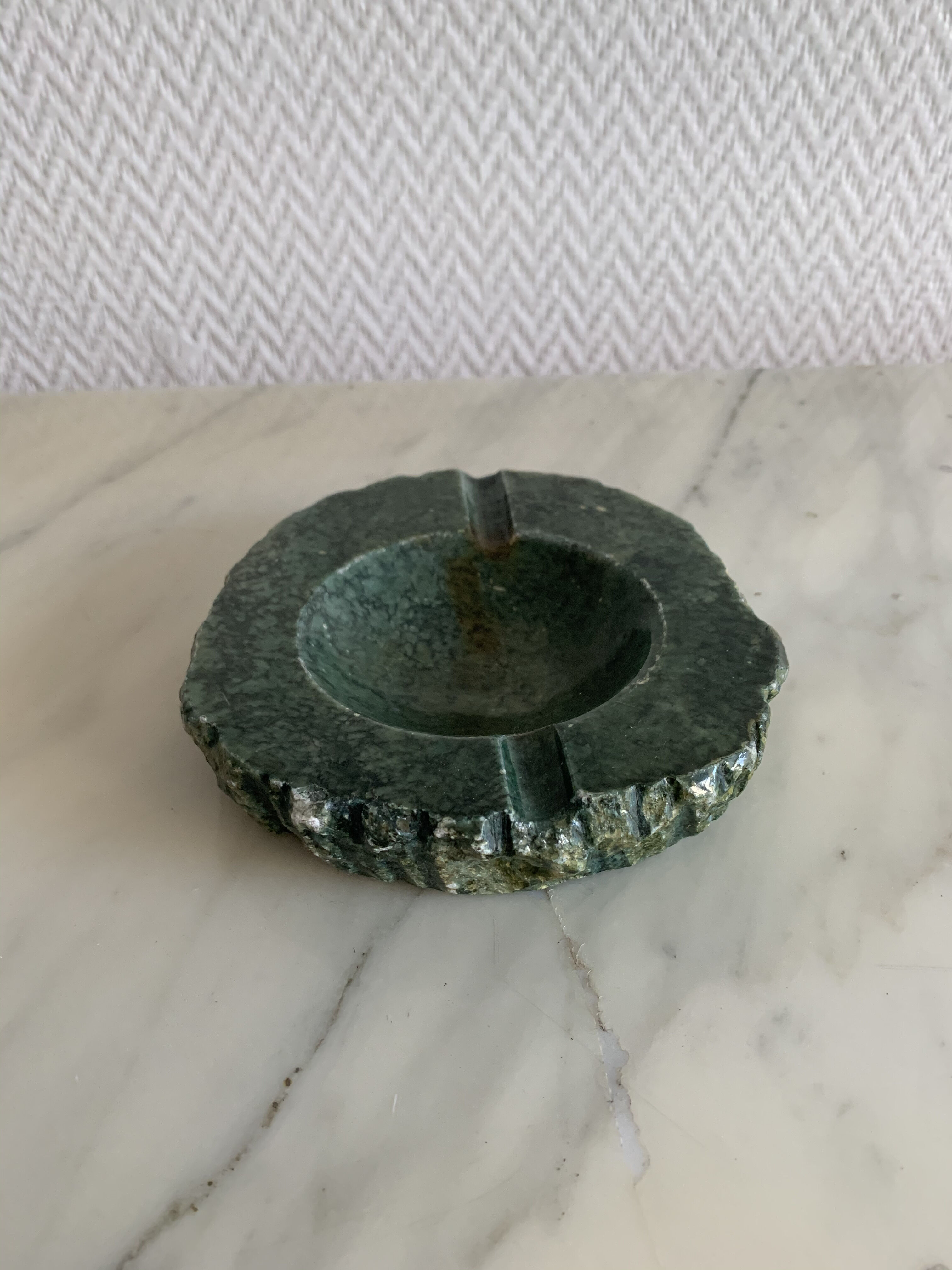 Green alabaster ashtray