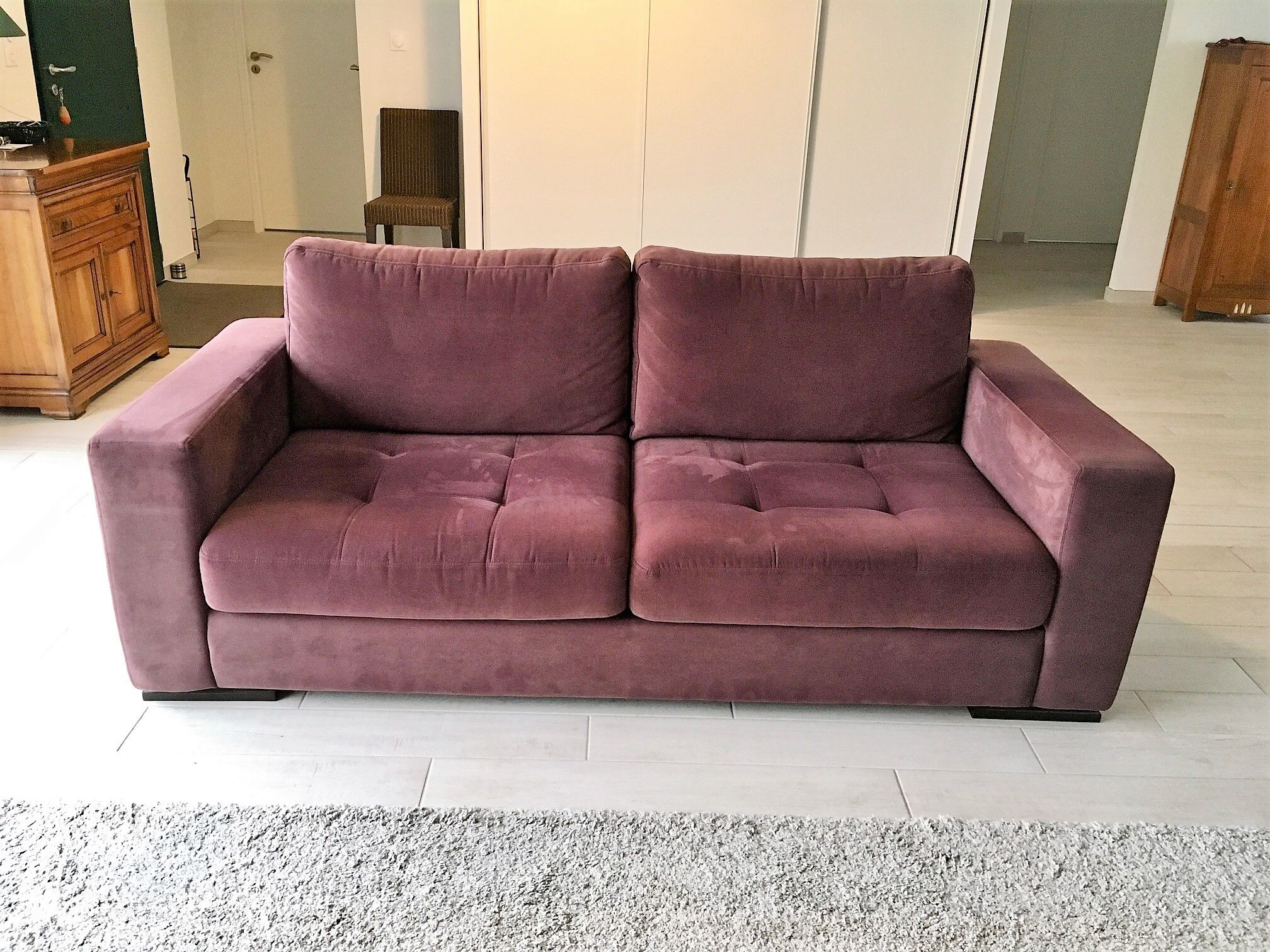 Canapé 3 places en velours "prune" Fabrice Mobilier