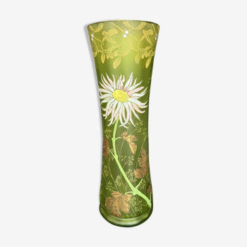 Vase en verre émaillé art nouveau