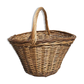 old wicker basket 60/70