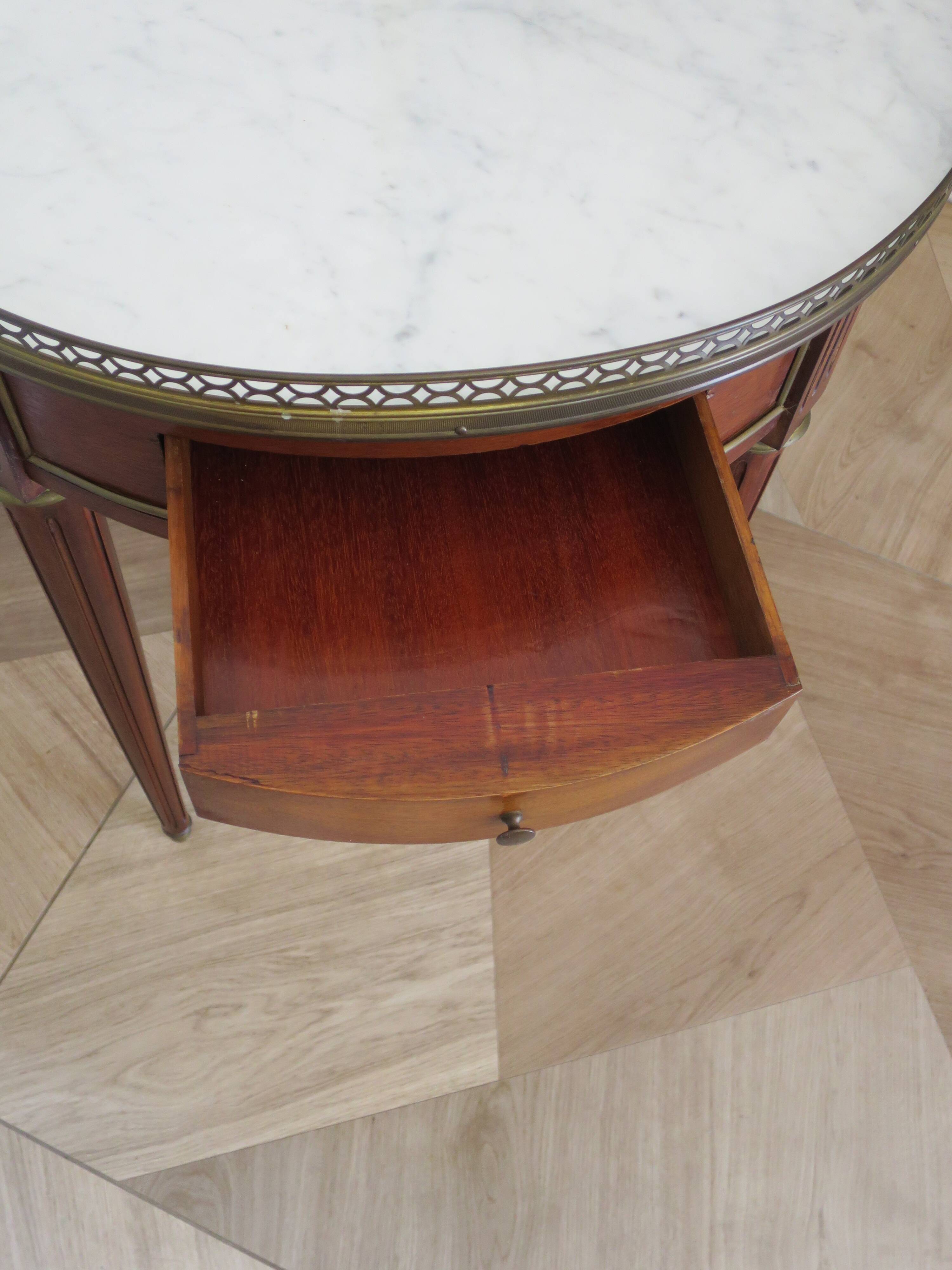 Bouillotte side table - mahogany veneer - white marble - Louis XVI - 1950