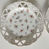 Ensemble de 4 assiettes fleuries ajourées