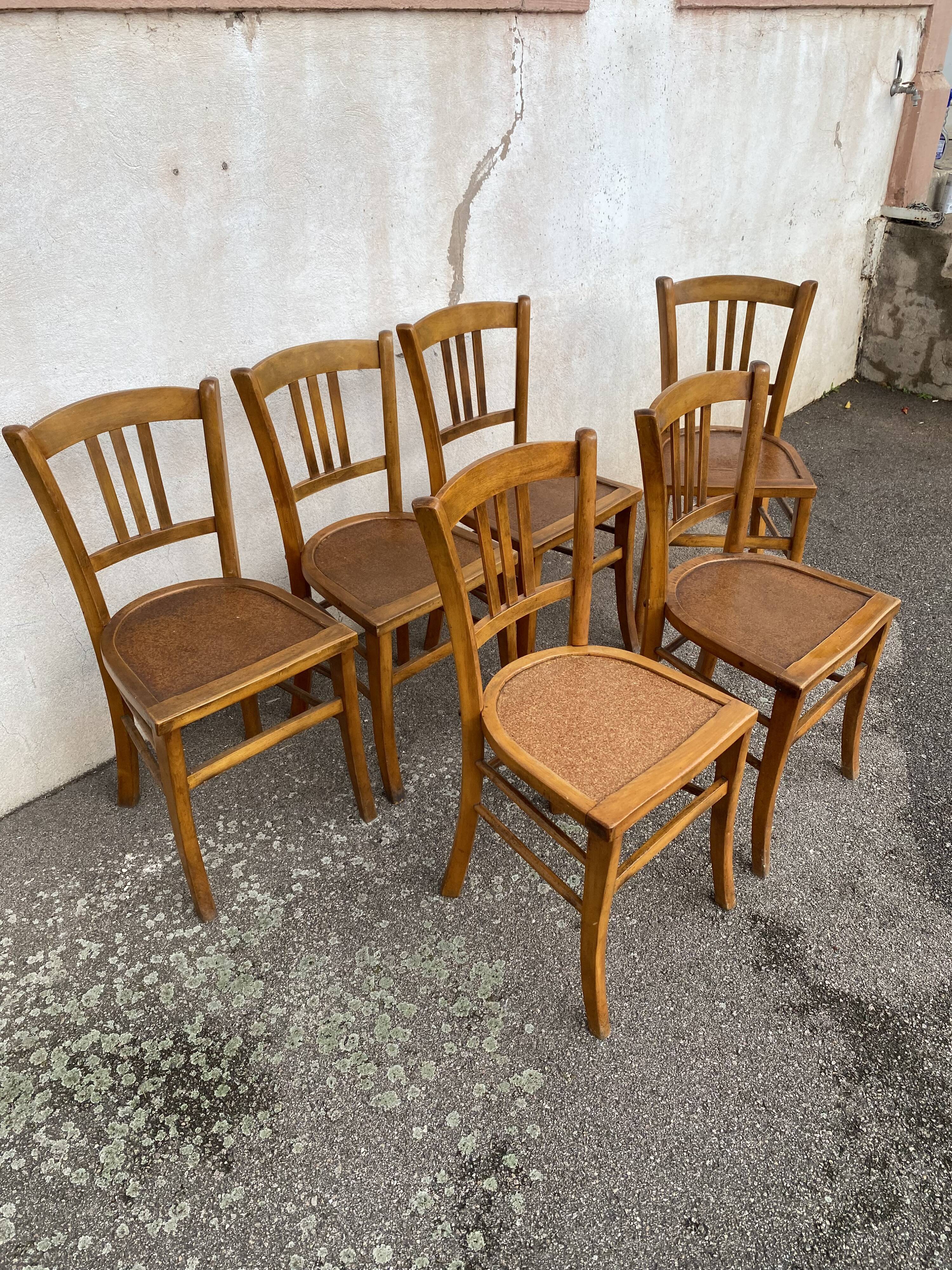 Set of 6 varnished bistro chairs