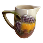 Jug in slipware