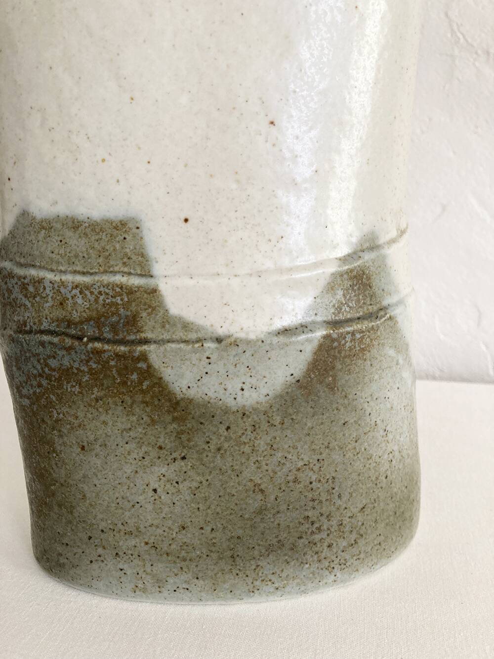 Virebent ceramic vase, design by Claire Debril