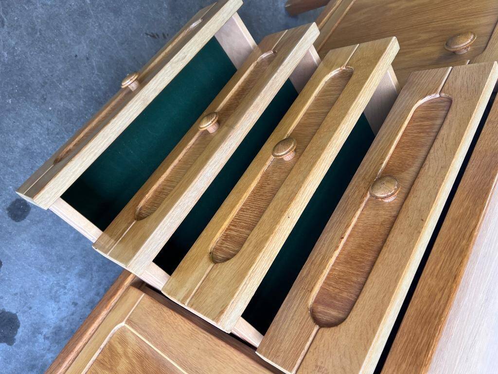 Buffet en bois vintage / buffet / armoire longue