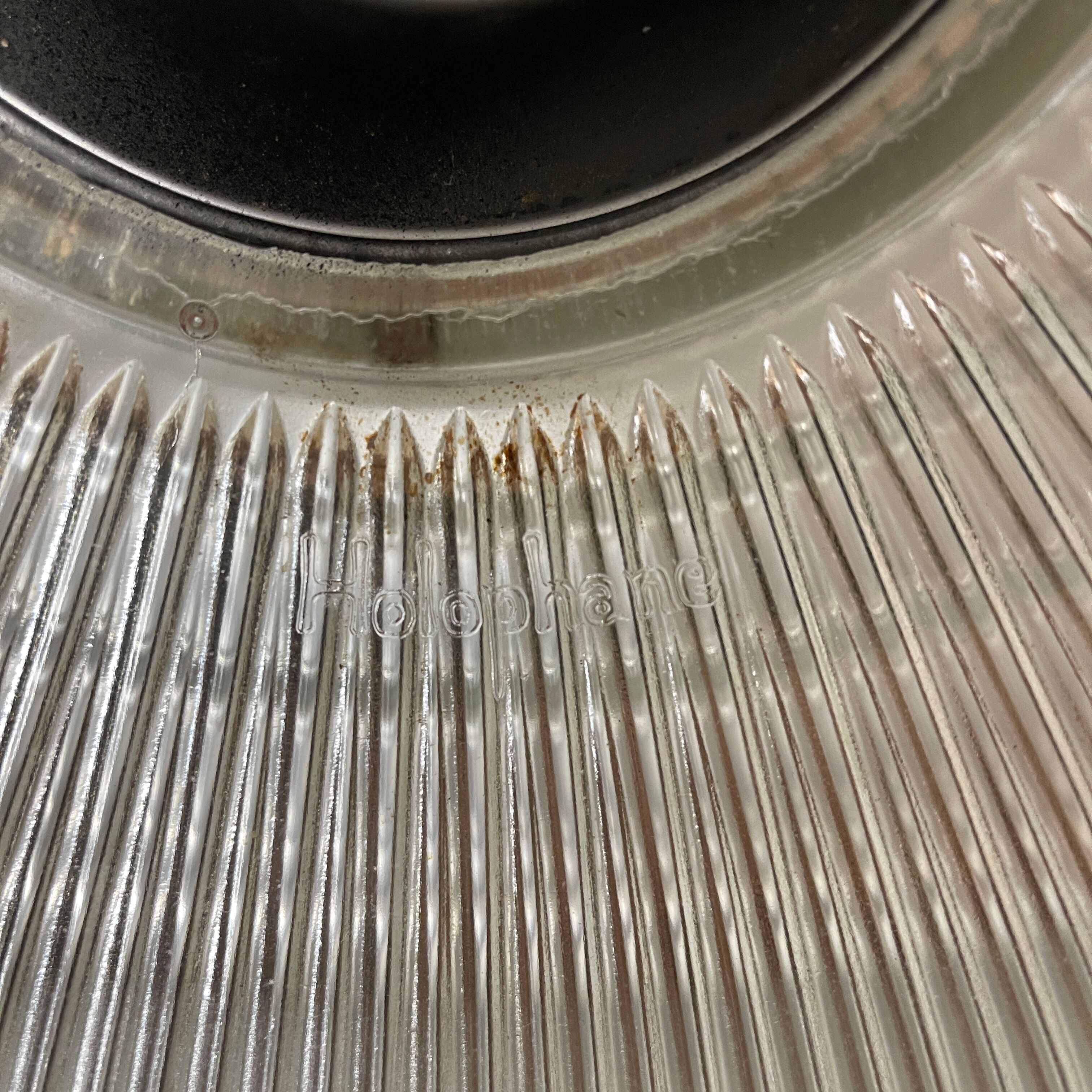 Holophane industrial suspension