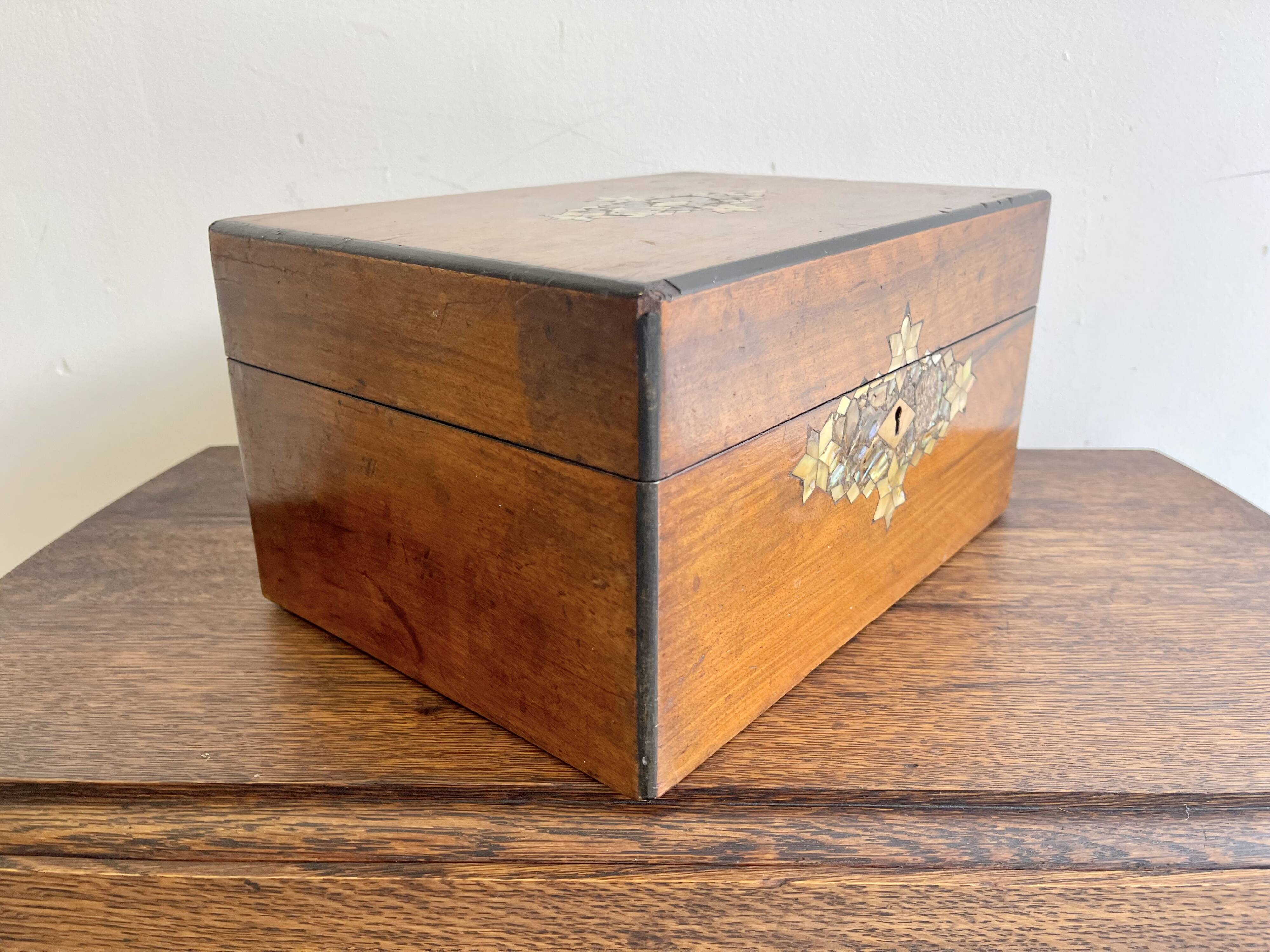 Vintage Wooden Jewellery Box