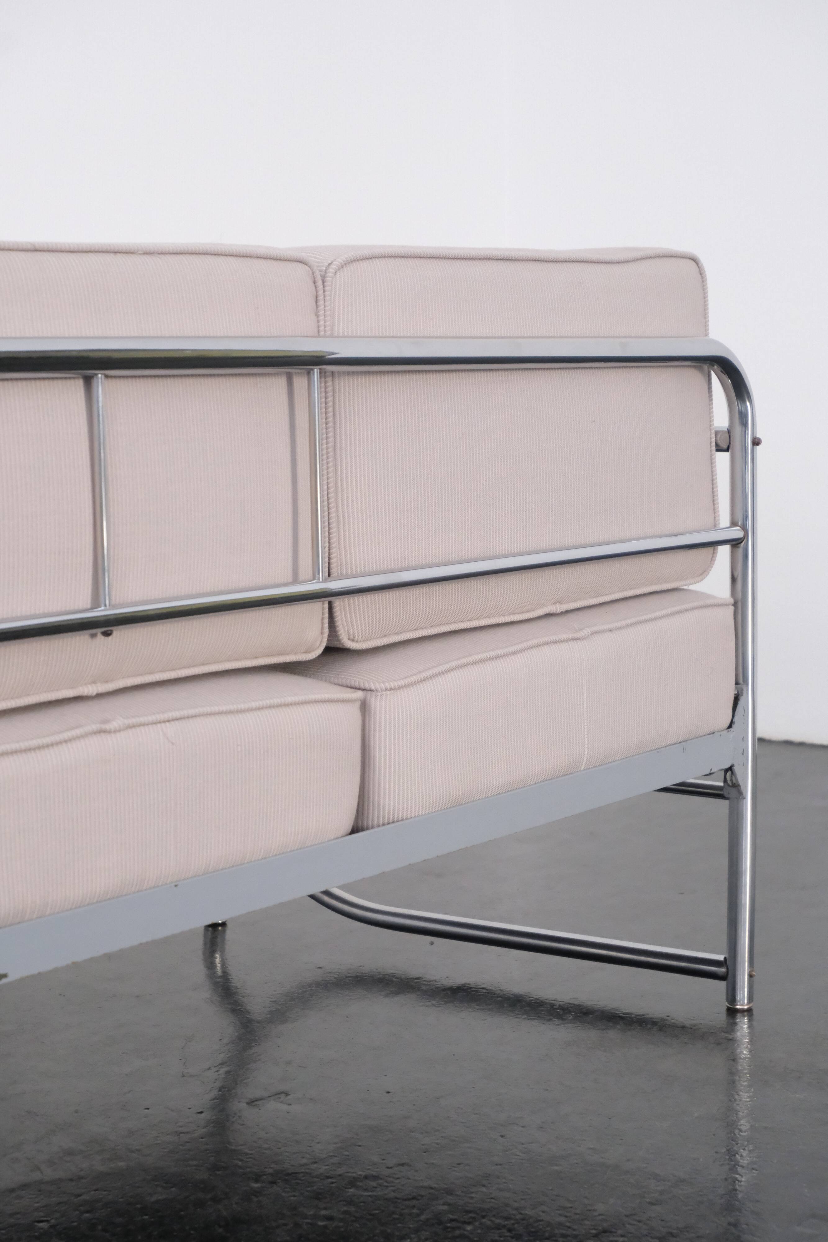 Canapé inspiré du Bauhaus