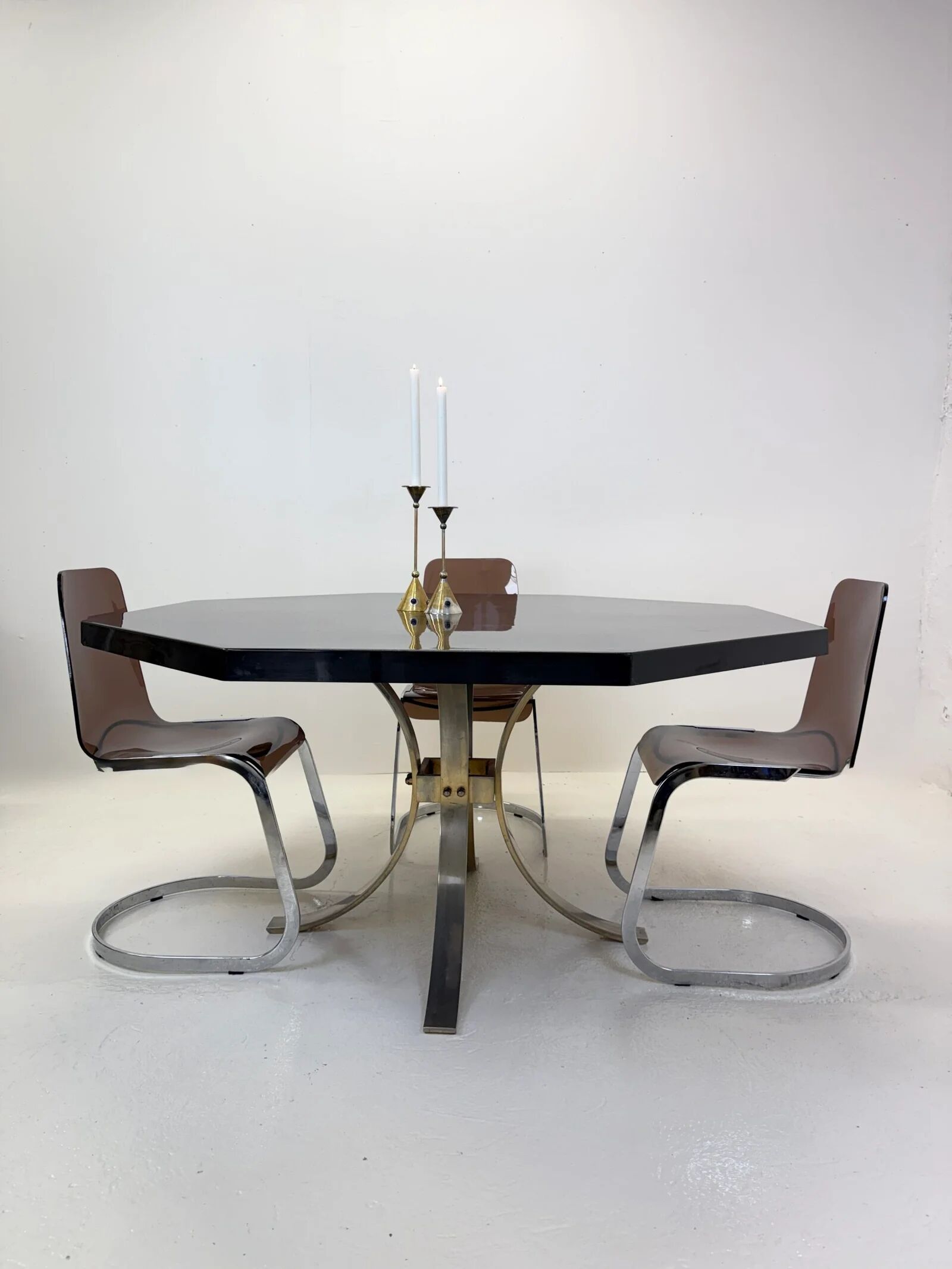 Octagonal dining table in resin, Italy 1970s