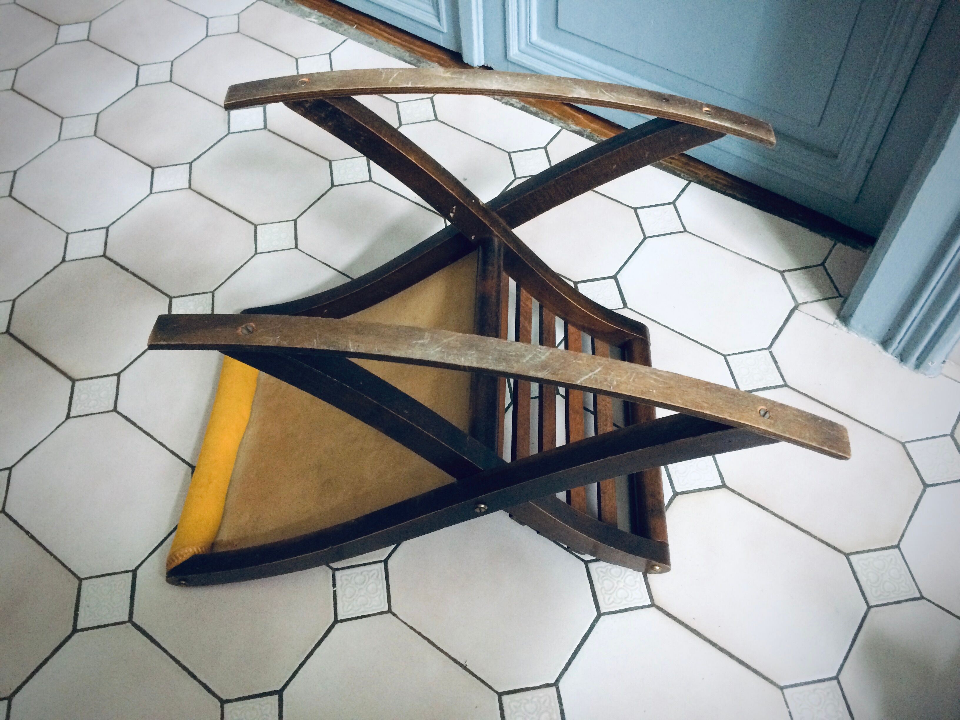 Vintage rocking foot rest