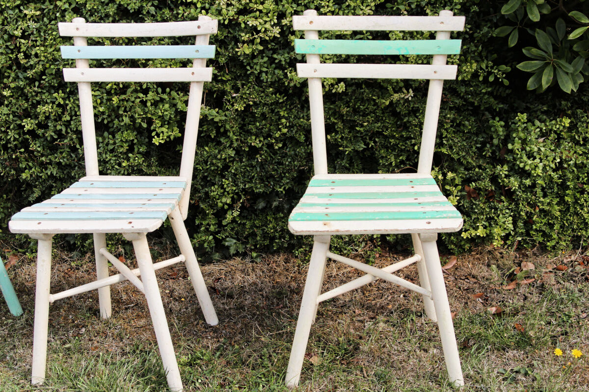 Set of 3 slatted wooden garden chairs