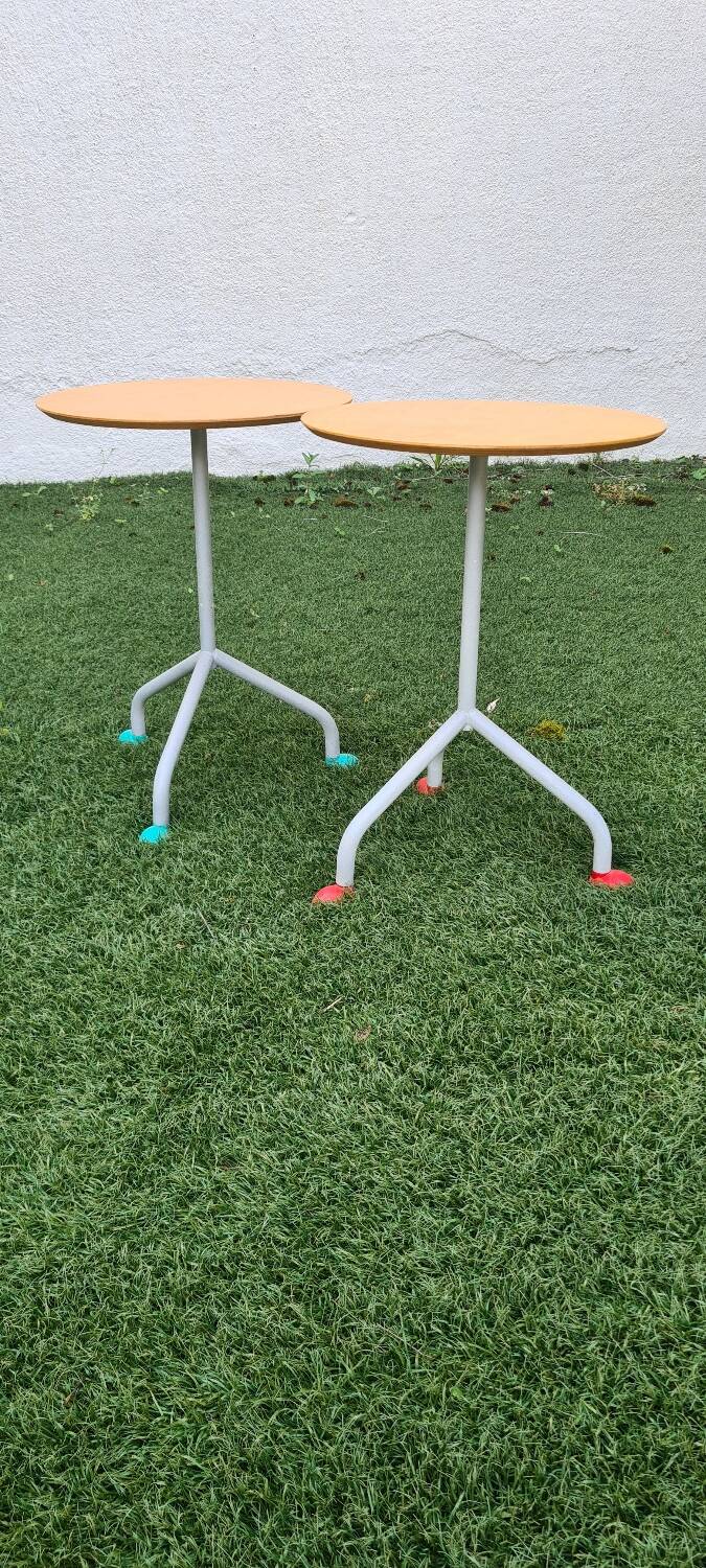 Duo of 80' sofa harnesses / bedside tables