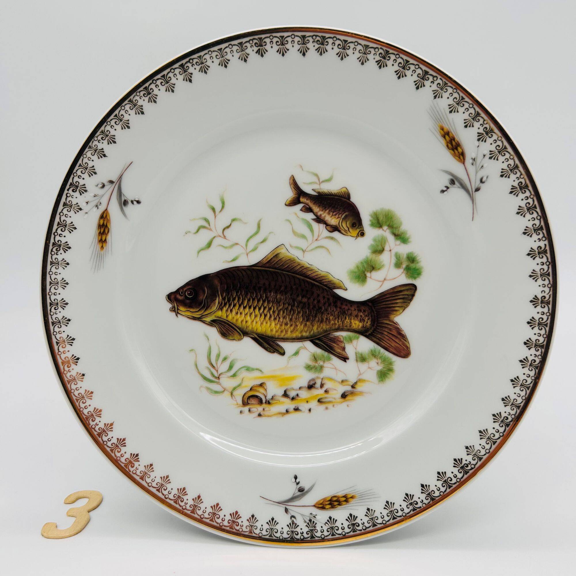 6 Limoges porcelain plates, fish pattern.