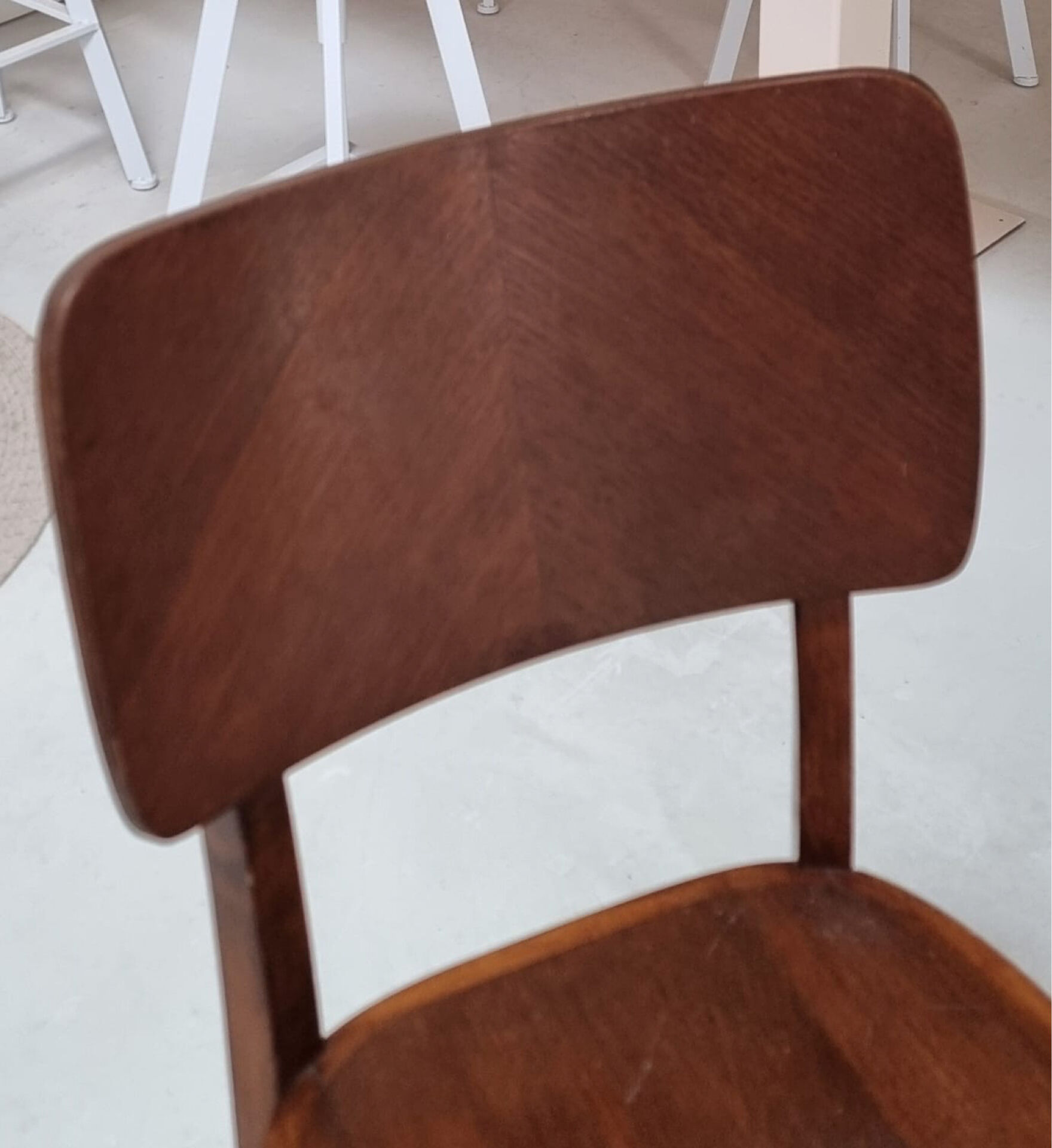 Chaises du milieu du siècle