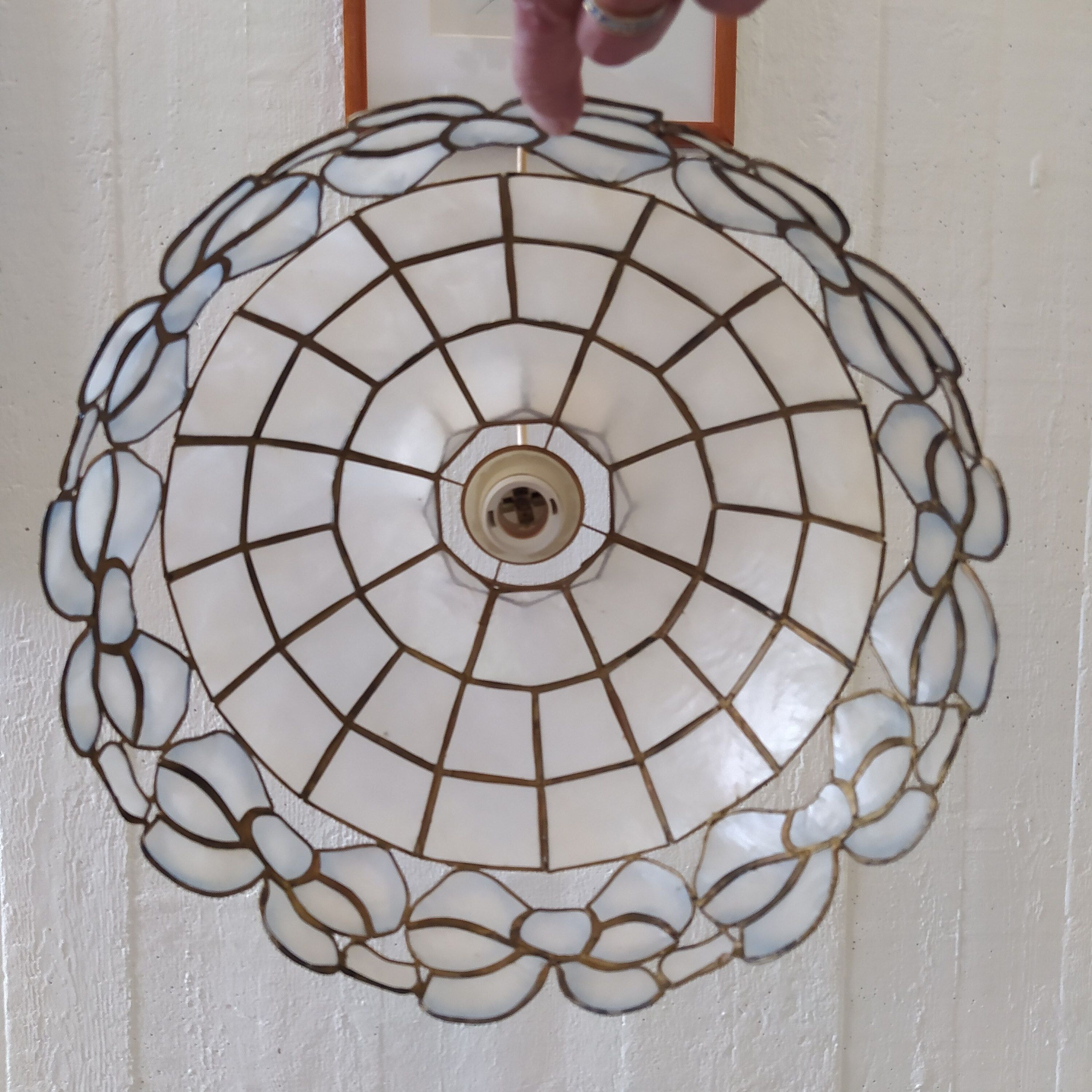 Mother-of-pearl and brass lamp